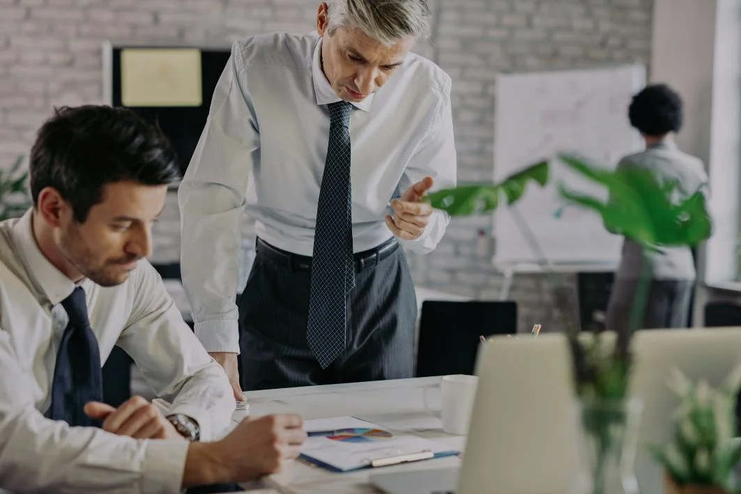 Financial Due Diligence vs Legal Due Diligence: What's the Difference?